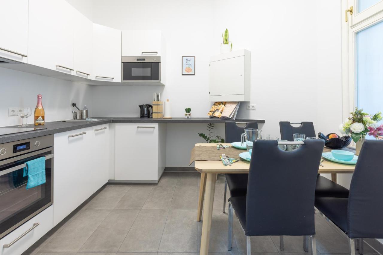 Yeshello Vienna Central Station Apartment Eksteriør bilde
